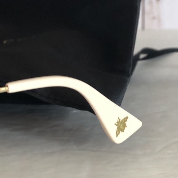 GUCCI Orange Square Sunglasses - Picture 3 of 5